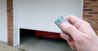 Купить автоматику для рулонных ворот Шумерля, цена от 2747 руб.