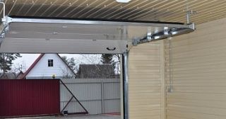 Купить гаражные ворота подъемные Шумерля, цена от 3887 руб.