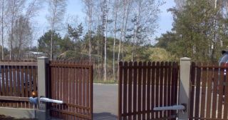 Купить распашные ворота из штакетника Шумерля, цена от 2747 руб.