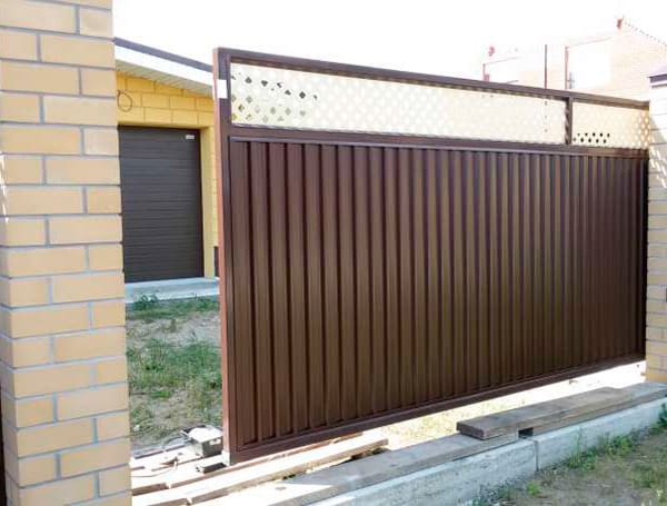 Эстетика и Надежность: Ворота Grand Line для Вашего Дома в Шумерле от 37107 руб